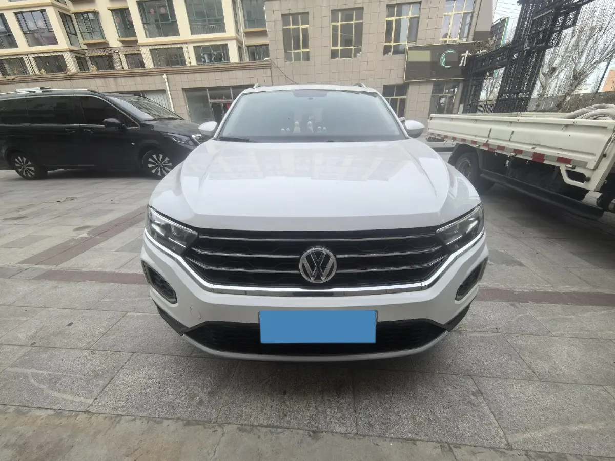 2020 Volkswagen T-Roc 1.4T 131HP L4 7DCT,autocango,china used car exporter,china ev exporter,chinese used car exporter,chinese used ev exporter