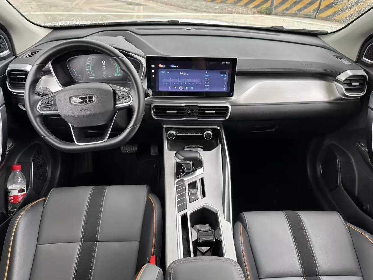 2023 Geely Coolray 1.5T 181HP L4 7DCT,autocango,china used car exporter,china ev exporter,chinese used car exporter,chinese used ev exporter