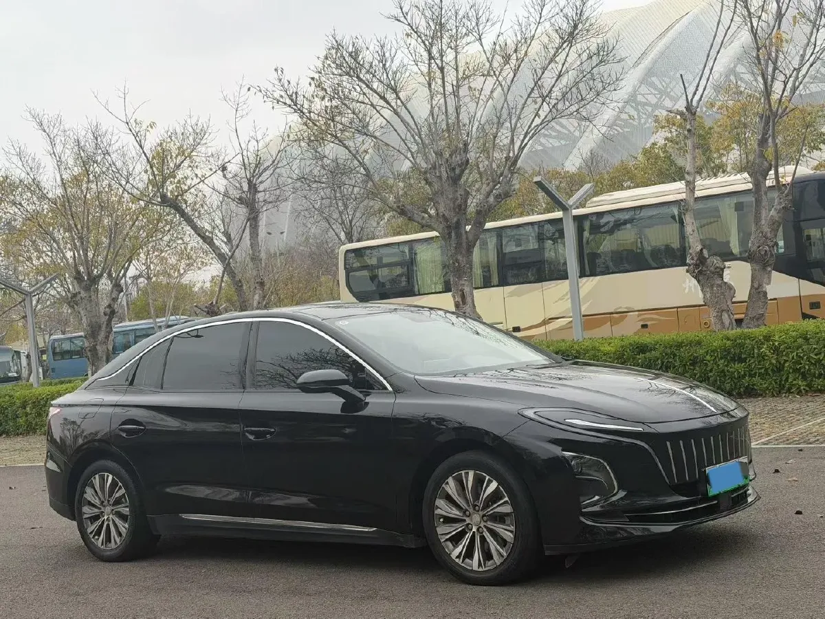 2022 HongQi E-QM5 BEV 54KWH,autocango,china used car exporter,china ev exporter,chinese used car exporter,chinese used ev exporter