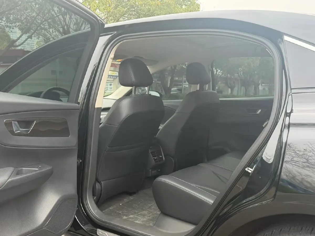 2022 HongQi E-QM5 BEV 54KWH,autocango,china used car exporter,china ev exporter,chinese used car exporter,chinese used ev exporter