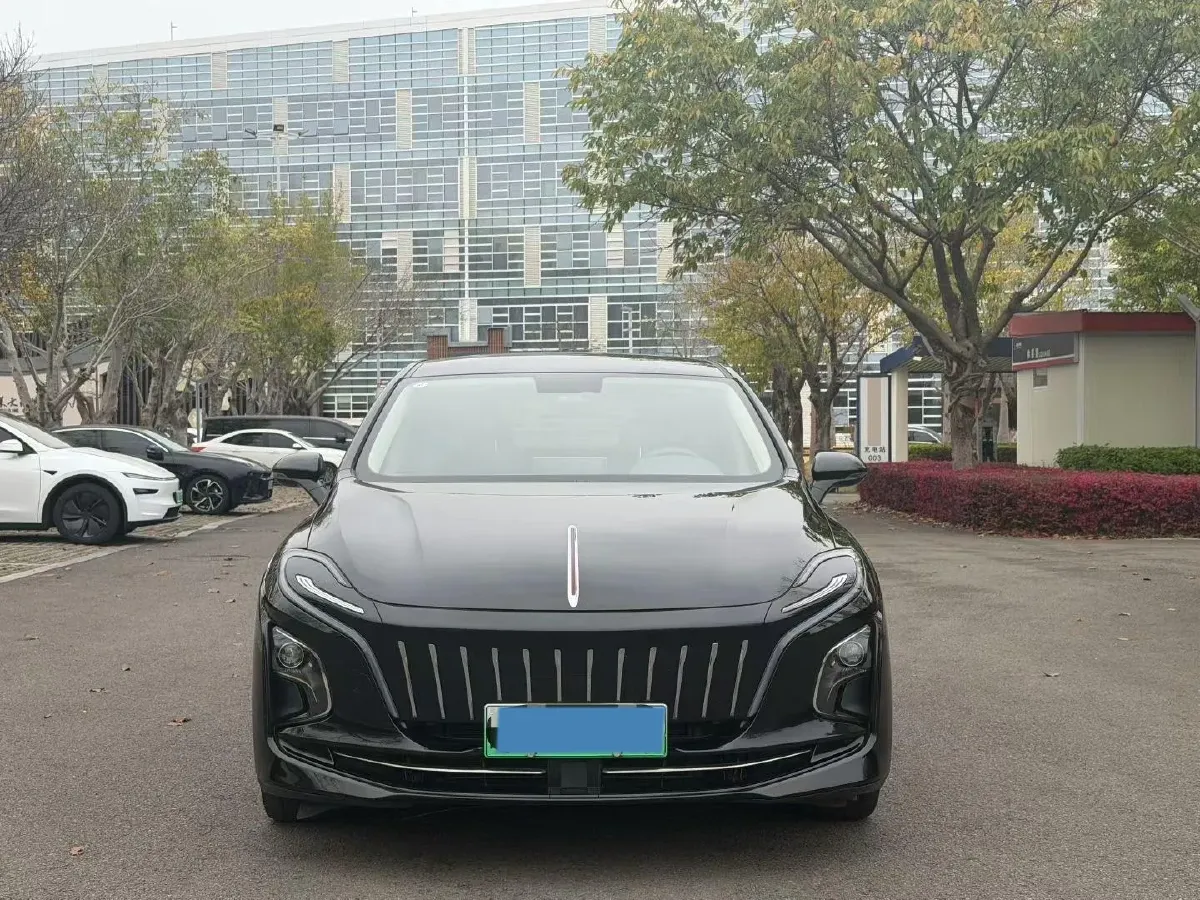 2022 HongQi E-QM5 BEV 54KWH,autocango,china used car exporter,china ev exporter,chinese used car exporter,chinese used ev exporter