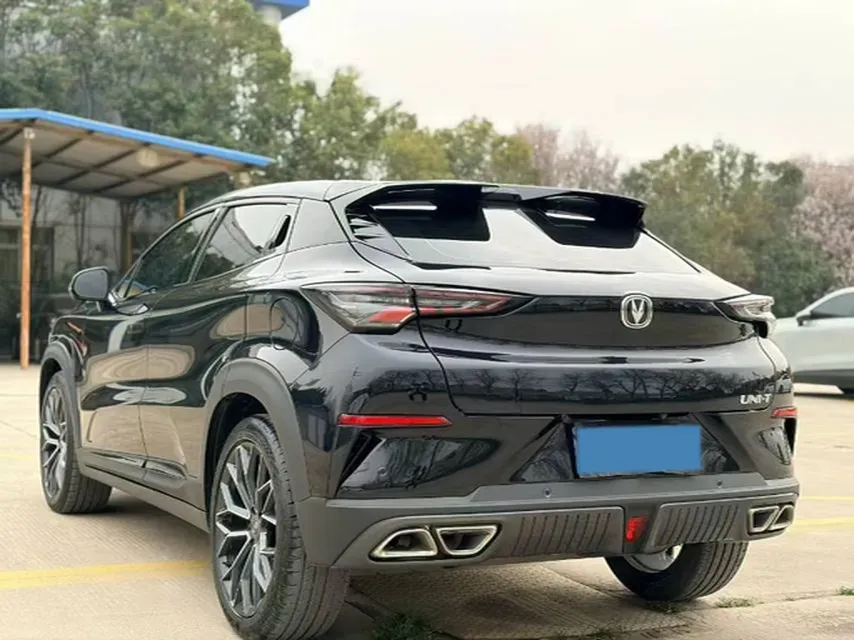 2022 ChangAn UNI-T 1.5T 188HP L4 7DCT,autocango,china used car exporter,china ev exporter,chinese used car exporter,chinese used ev exporter
