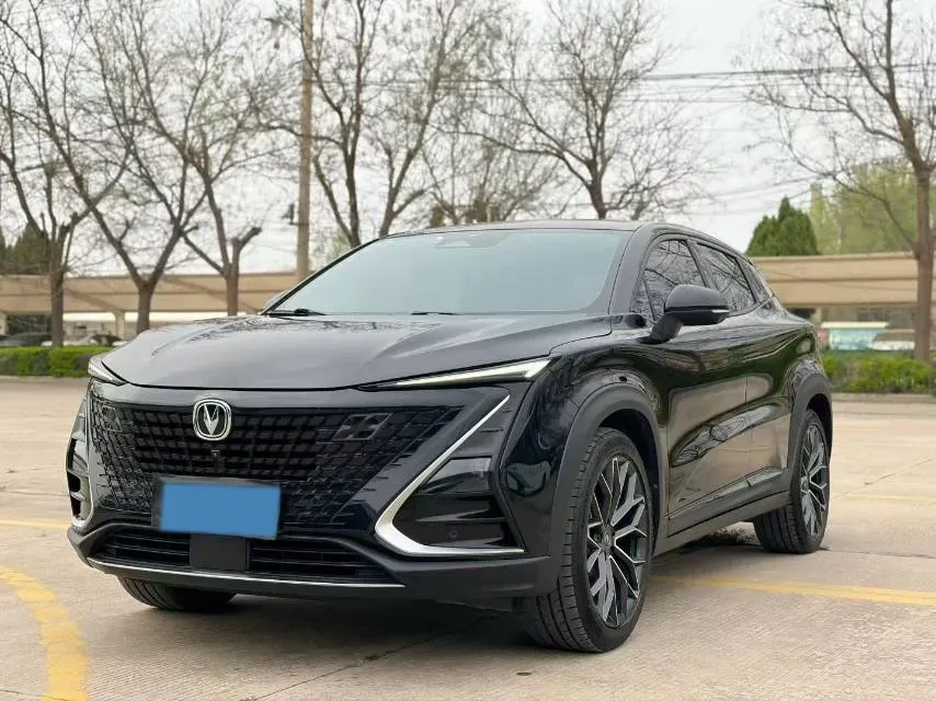 2022 ChangAn UNI-T 1.5T 188HP L4 7DCT,autocango,china used car exporter,china ev exporter,chinese used car exporter,chinese used ev exporter