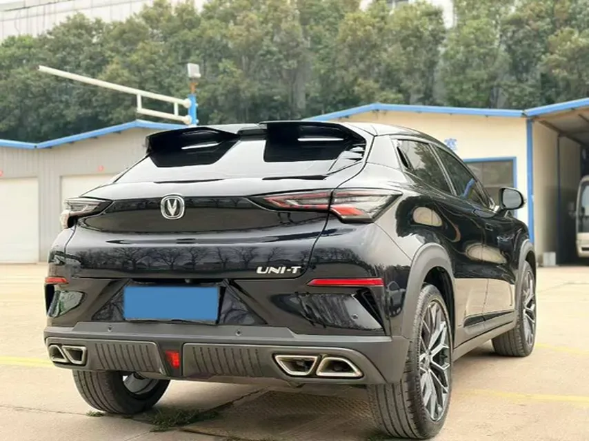 2022 ChangAn UNI-T 1.5T 188HP L4 7DCT,autocango,china used car exporter,china ev exporter,chinese used car exporter,chinese used ev exporter