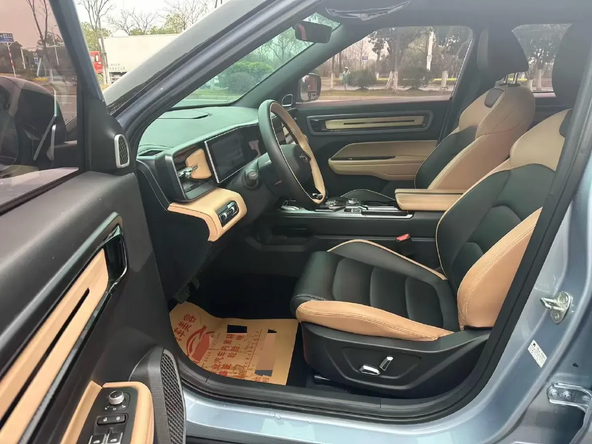 2023 Geely ICON 1.5T 181HP L4 7DCT,autocango,china used car exporter,china ev exporter,chinese used car exporter,chinese used ev exporter