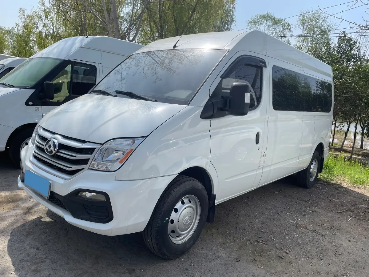 2024 MAXUS XinTu V80 2.0T 126HP L4 6MT,autocango,china used car exporter,china ev exporter,chinese used car exporter,chinese used ev exporter