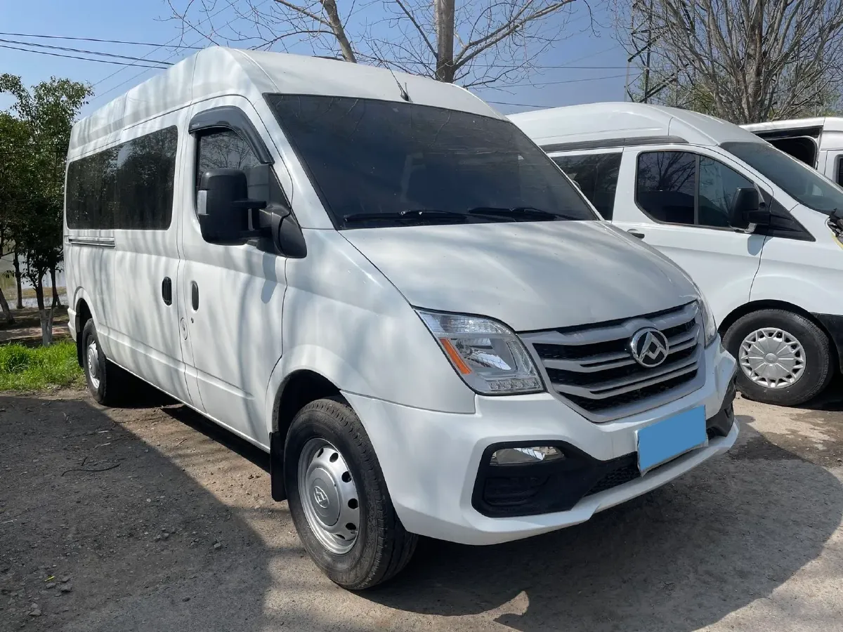 2024 MAXUS XinTu V80 2.0T 126HP L4 6MT,autocango,china used car exporter,china ev exporter,chinese used car exporter,chinese used ev exporter