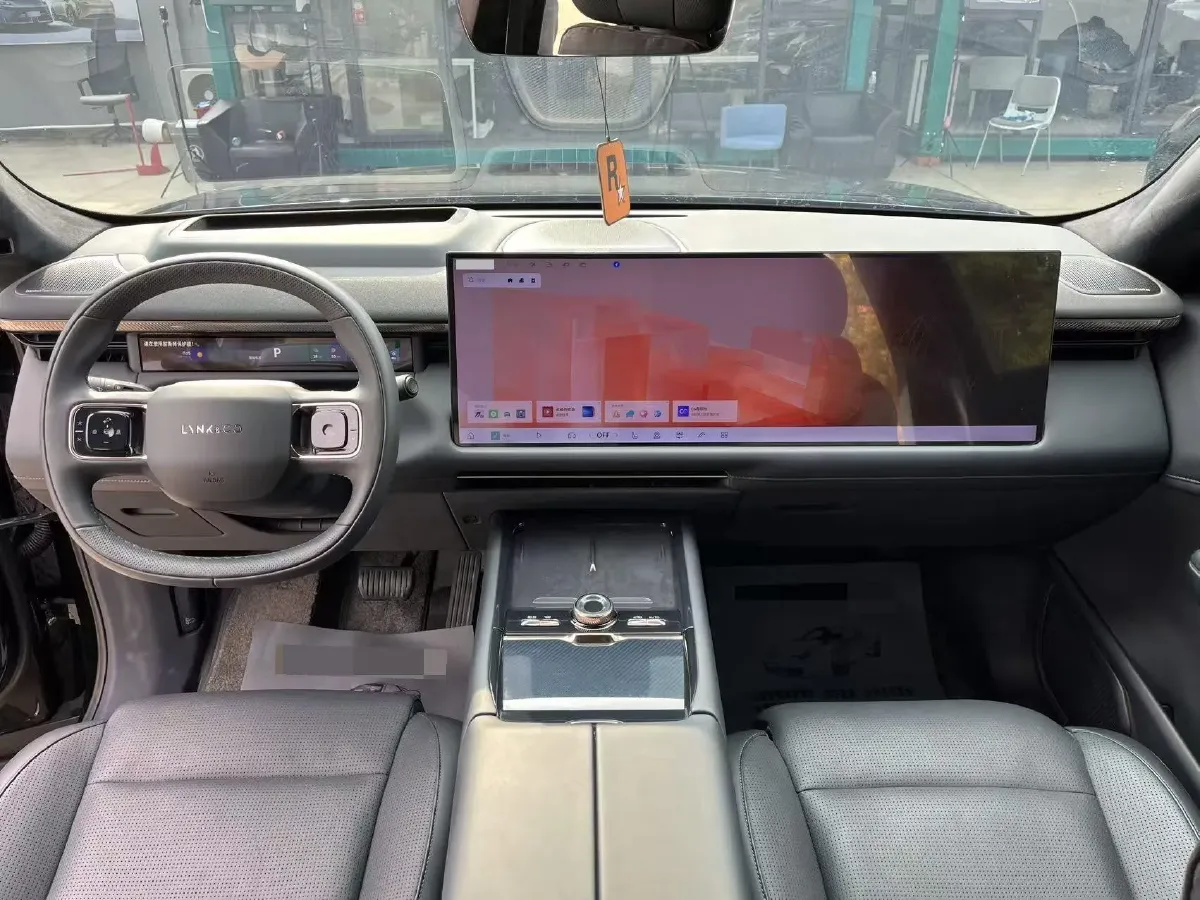 2025 LYNK&CO 900 1.5T 190HP L4 3DHT PHEV 43.3KWH,autocango,china used car exporter,china ev exporter,chinese used car exporter,chinese used ev exporter