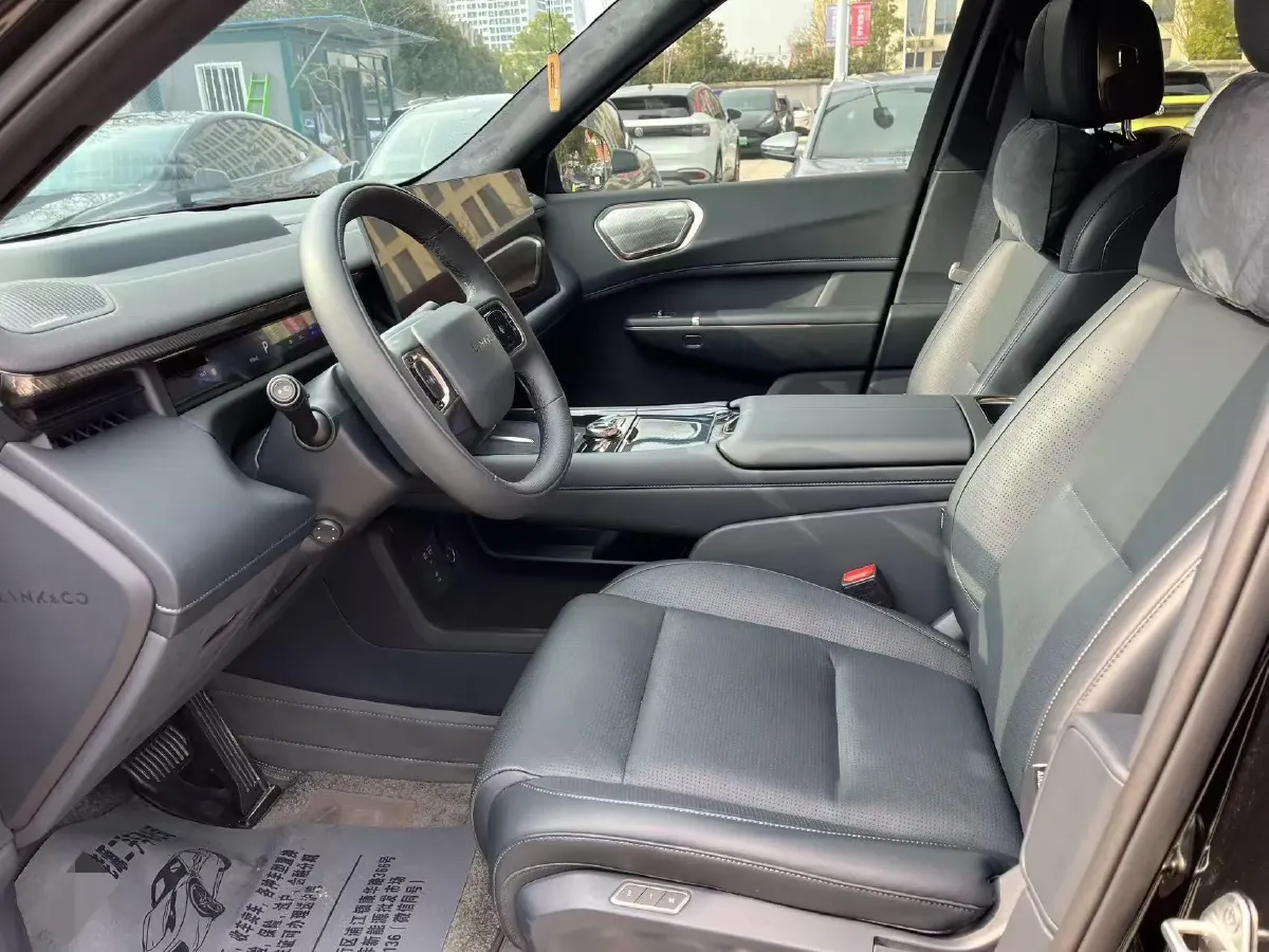 2025 LYNK&CO 900 1.5T 190HP L4 3DHT PHEV 43.3KWH,autocango,china used car exporter,china ev exporter,chinese used car exporter,chinese used ev exporter