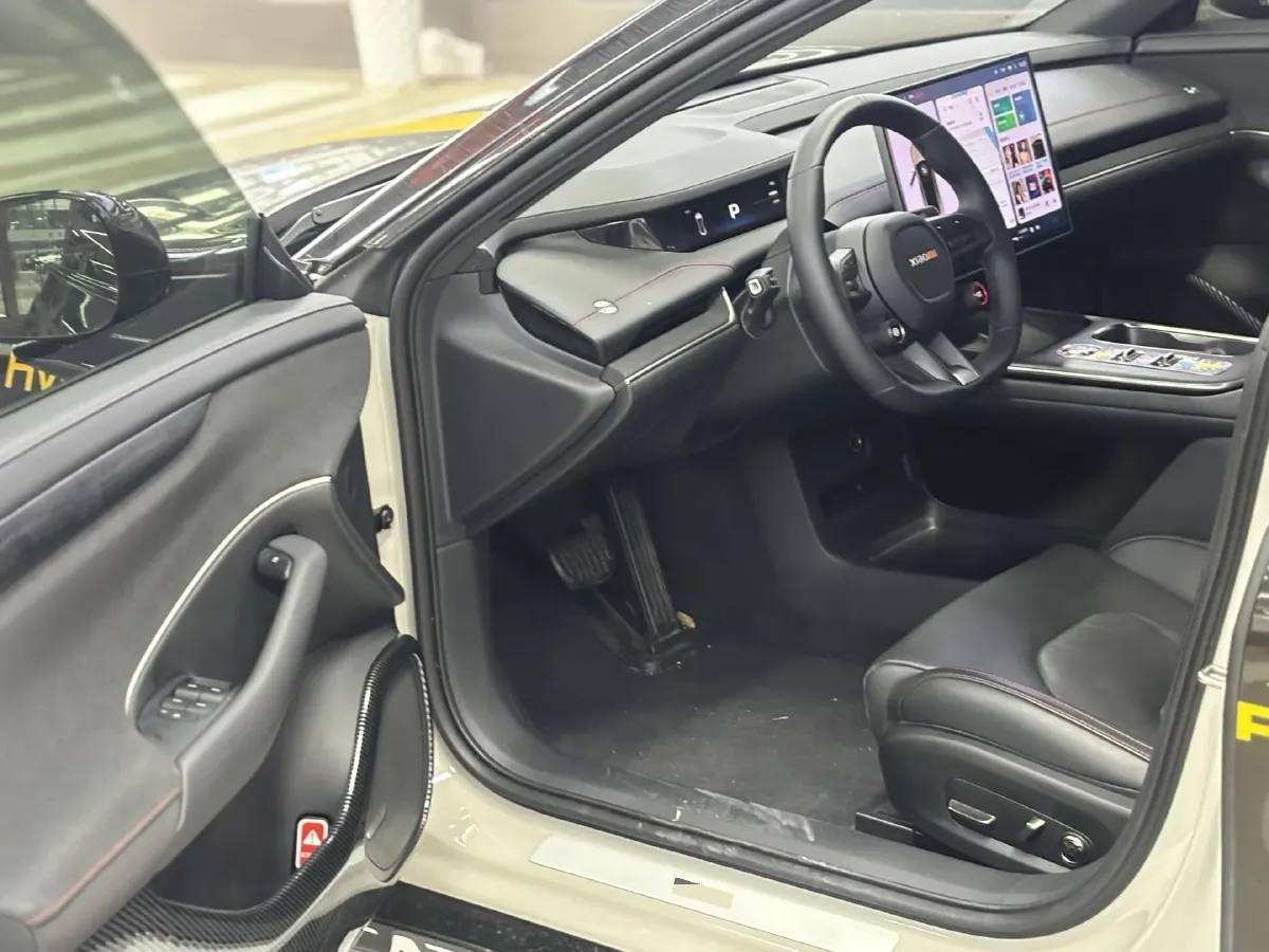 2024 MI SU7 BEV 73.6KWH,autocango,china used car exporter,china ev exporter,chinese used car exporter,chinese used ev exporter