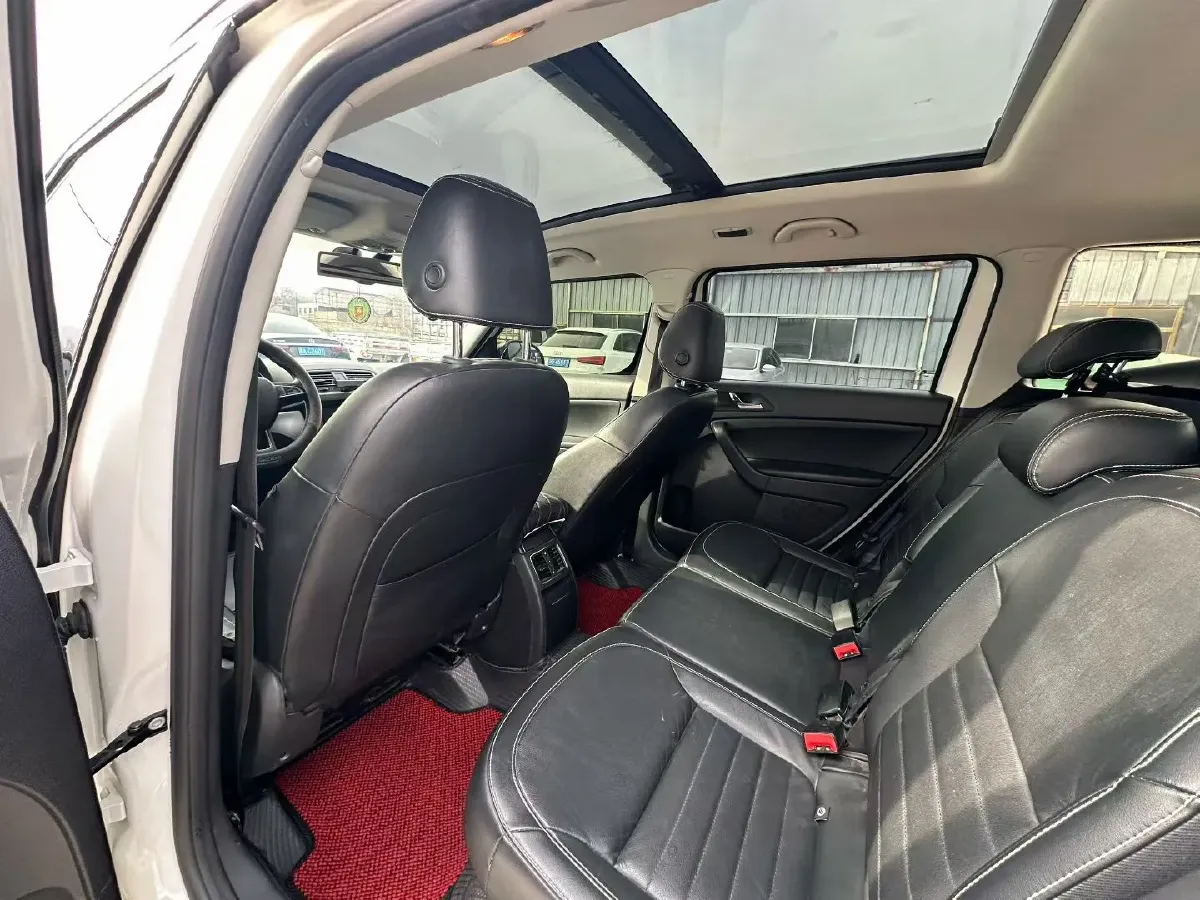 2017 Skoda Yeti 1.8T 160HP L4 6DCT,autocango,china used car exporter,china ev exporter,chinese used car exporter,chinese used ev exporter