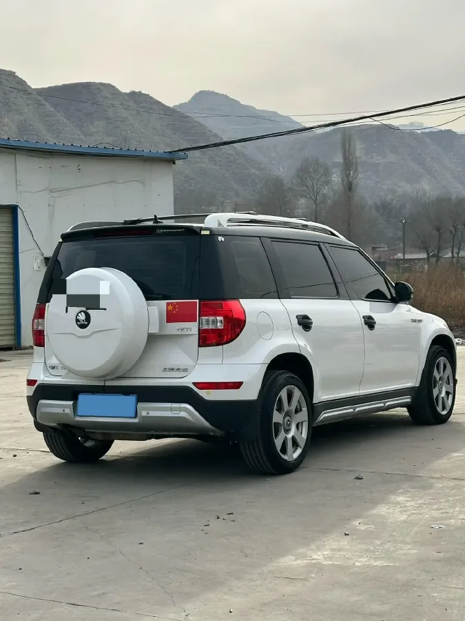 2017 Skoda Yeti 1.8T 160HP L4 6DCT,autocango,china used car exporter,china ev exporter,chinese used car exporter,chinese used ev exporter