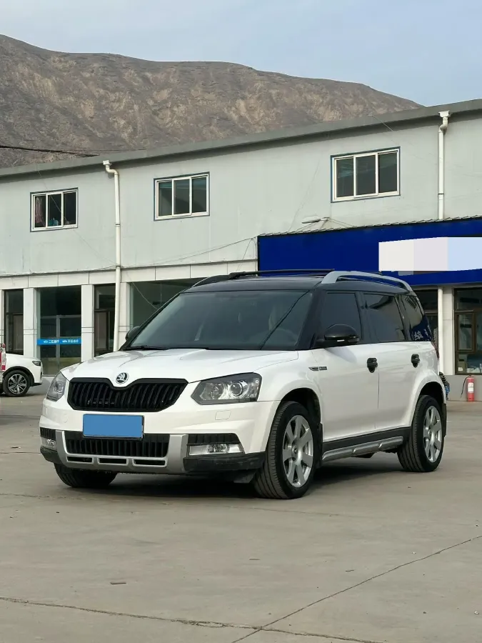 2017 Skoda Yeti 1.8T 160HP L4 6DCT,autocango,china used car exporter,china ev exporter,chinese used car exporter,chinese used ev exporter