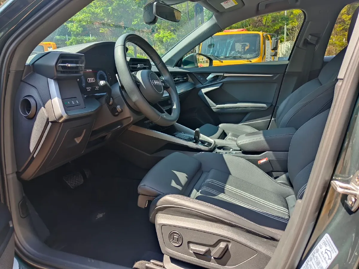 2022 Audi A3 1.4T 150HP L4 7DCT,autocango,china used car exporter,china ev exporter,chinese used car exporter,chinese used ev exporter