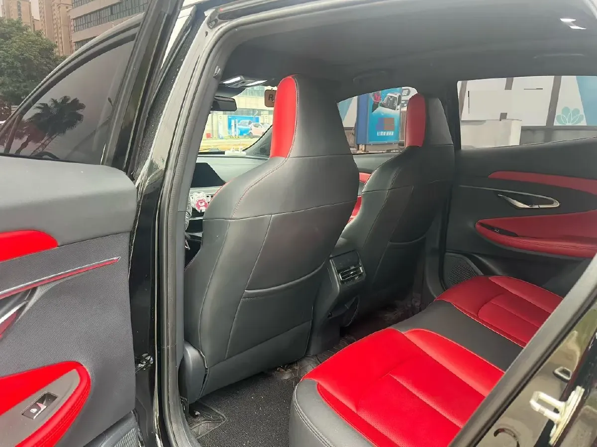 2020 ChangAn UNI-T 1.5T 180HP L4 7DCT,autocango,china used car exporter,china ev exporter,chinese used car exporter,chinese used ev exporter