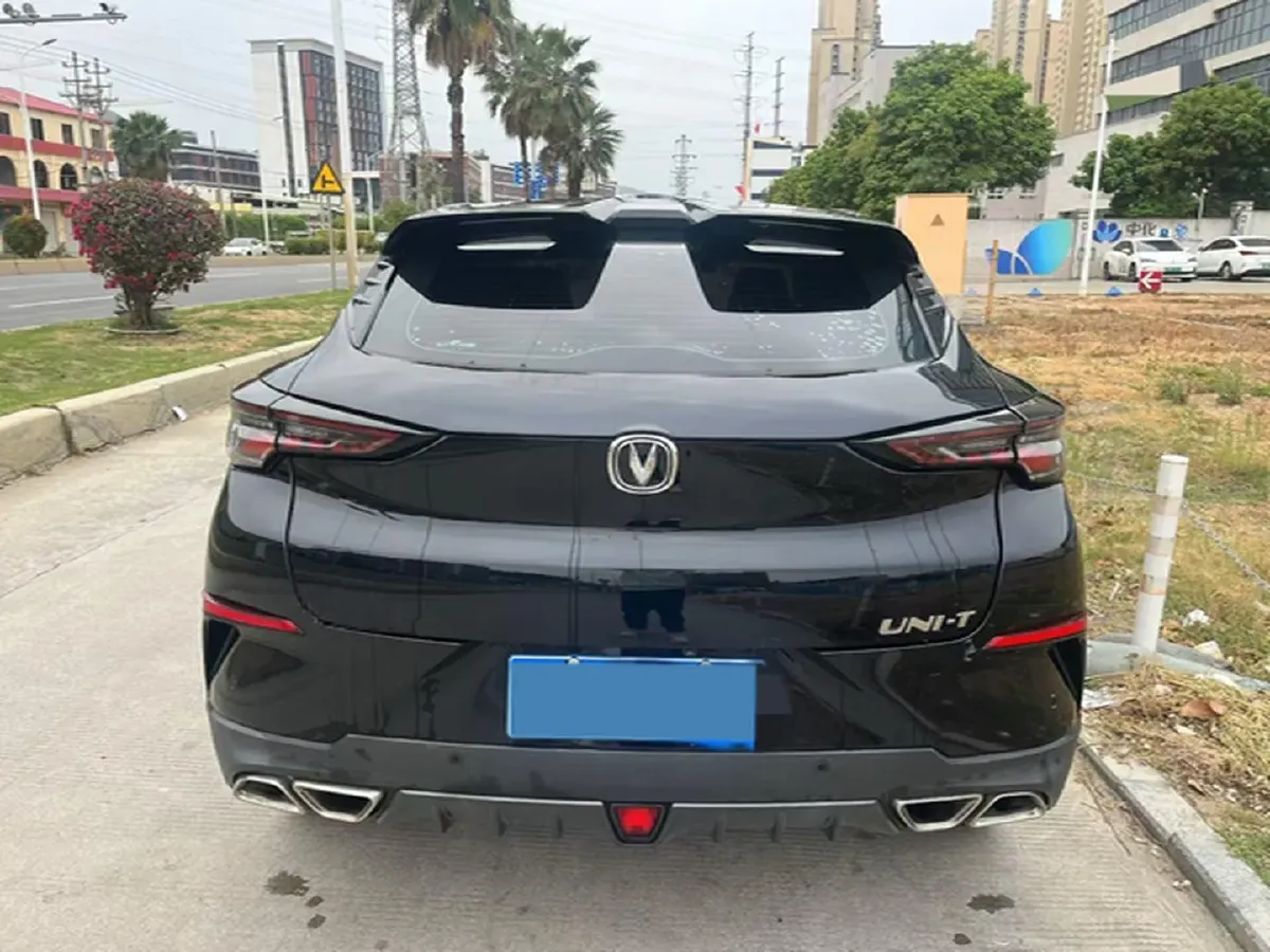 2020 ChangAn UNI-T 1.5T 180HP L4 7DCT,autocango,china used car exporter,china ev exporter,chinese used car exporter,chinese used ev exporter