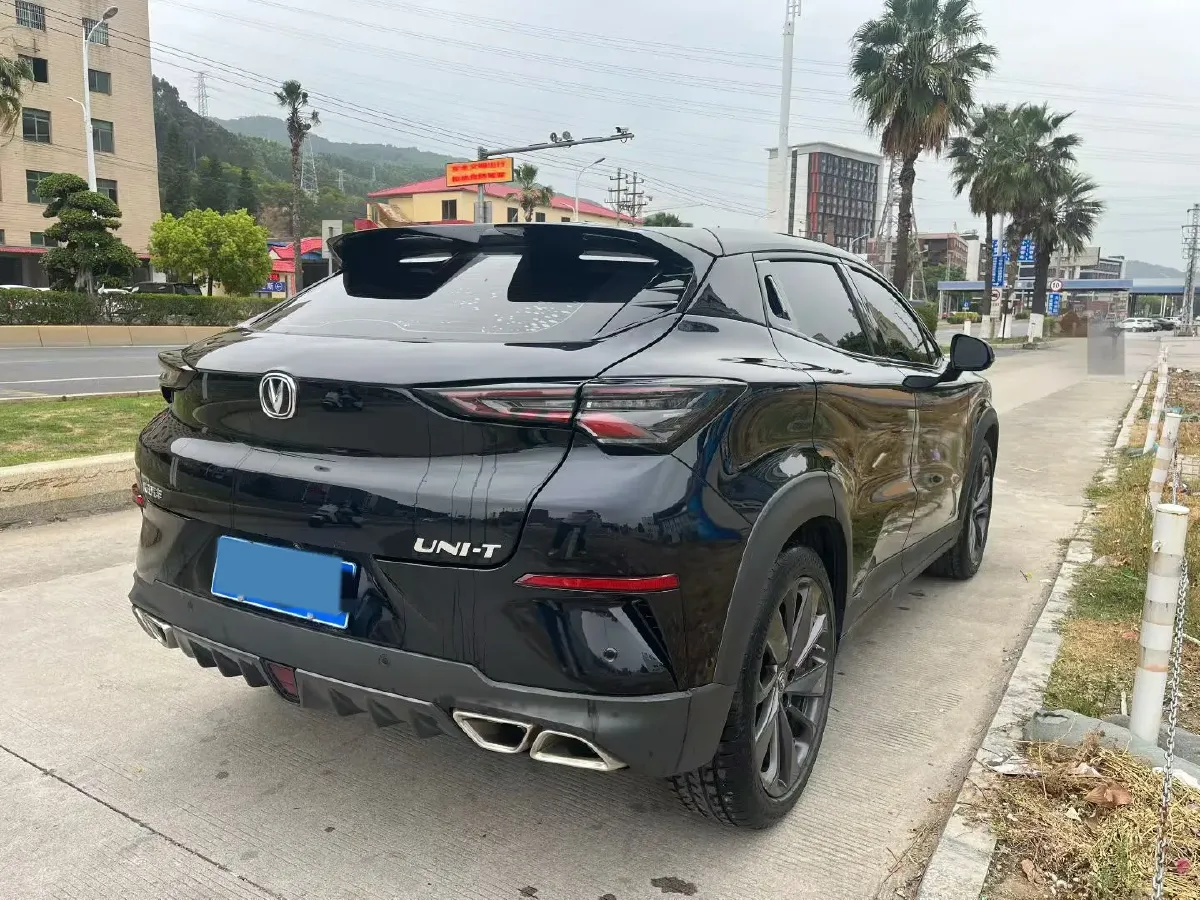 2020 ChangAn UNI-T 1.5T 180HP L4 7DCT,autocango,china used car exporter,china ev exporter,chinese used car exporter,chinese used ev exporter