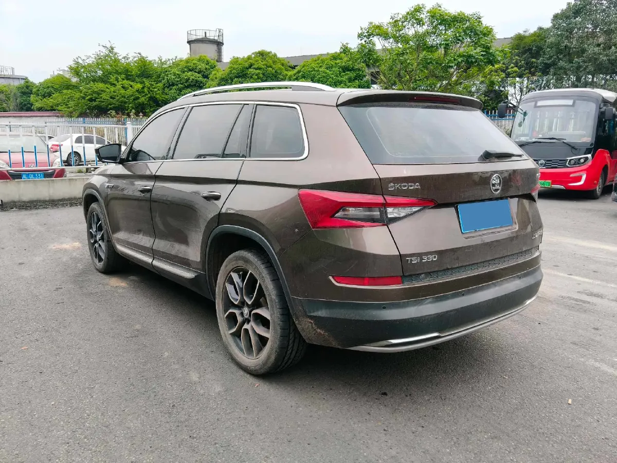 2018 Skoda Kodiak 2.0T 186HP L4 7DCT,autocango,china used car exporter,china ev exporter,chinese used car exporter,chinese used ev exporter