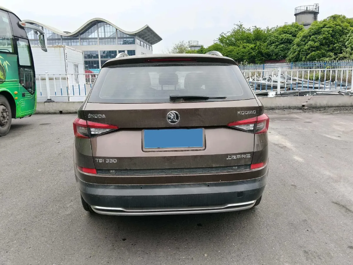 2018 Skoda Kodiak 2.0T 186HP L4 7DCT,autocango,china used car exporter,china ev exporter,chinese used car exporter,chinese used ev exporter