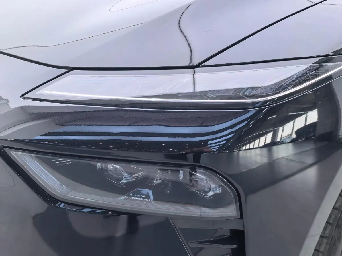 2024 DongFeng eπ eπ007 REEV 105HP REEV 28.4KWH,autocango,china used car exporter,china ev exporter,chinese used car exporter,chinese used ev exporter