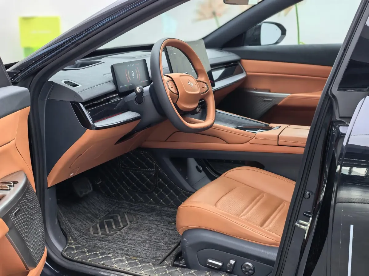 2024 DongFeng eπ eπ007 REEV 105HP REEV 28.4KWH,autocango,china used car exporter,china ev exporter,chinese used car exporter,chinese used ev exporter