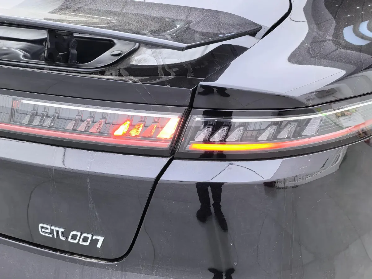 2024 DongFeng eπ eπ007 REEV 105HP REEV 28.4KWH,autocango,china used car exporter,china ev exporter,chinese used car exporter,chinese used ev exporter