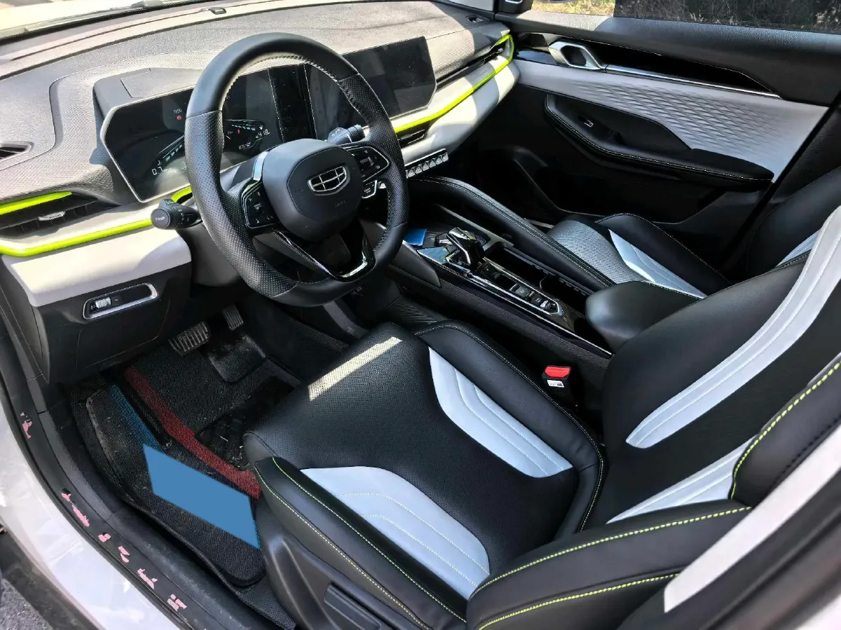 2022 Geely Coolray 1.5T 181HP L4 7DCT,autocango,china used car exporter,china ev exporter,chinese used car exporter,chinese used ev exporter