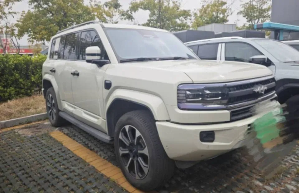 2025 FangChengBao Bao 5 1.5T 194HP L4 E-CVT PHEV 31.8KWH,autocango,china used car exporter,china ev exporter,chinese used car exporter,chinese used ev exporter