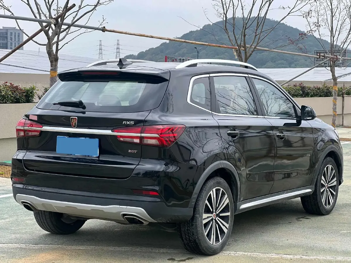 2019 Roewe i6 1.5T 169HP L4 7DCT,autocango,china used car exporter,china ev exporter,chinese used car exporter,chinese used ev exporter