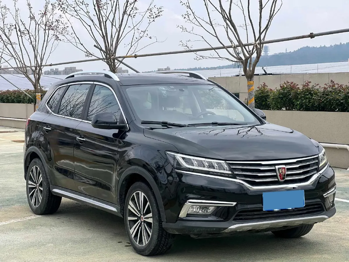 2019 Roewe i6 1.5T 169HP L4 7DCT,autocango,china used car exporter,china ev exporter,chinese used car exporter,chinese used ev exporter