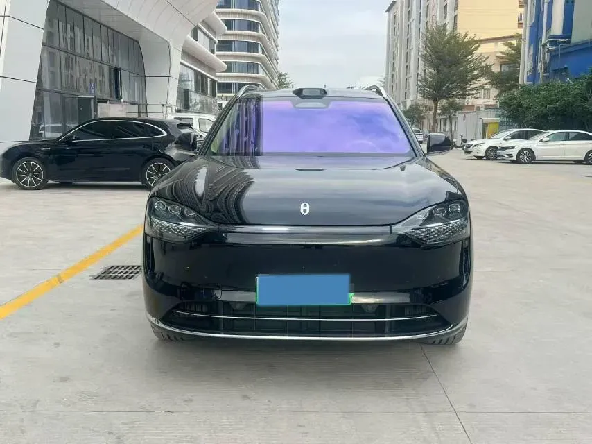 2025 AITO AITO M9 REEV 160HP REEV 52KWH,autocango,china used car exporter,china ev exporter,chinese used car exporter,chinese used ev exporter