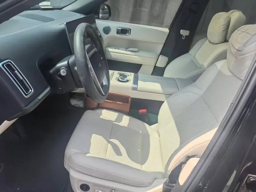 2024 Li L6 Range Extended 154HP L4 REEV 36.8KWH,autocango,china used car exporter,china ev exporter,chinese used car exporter,chinese used ev exporter