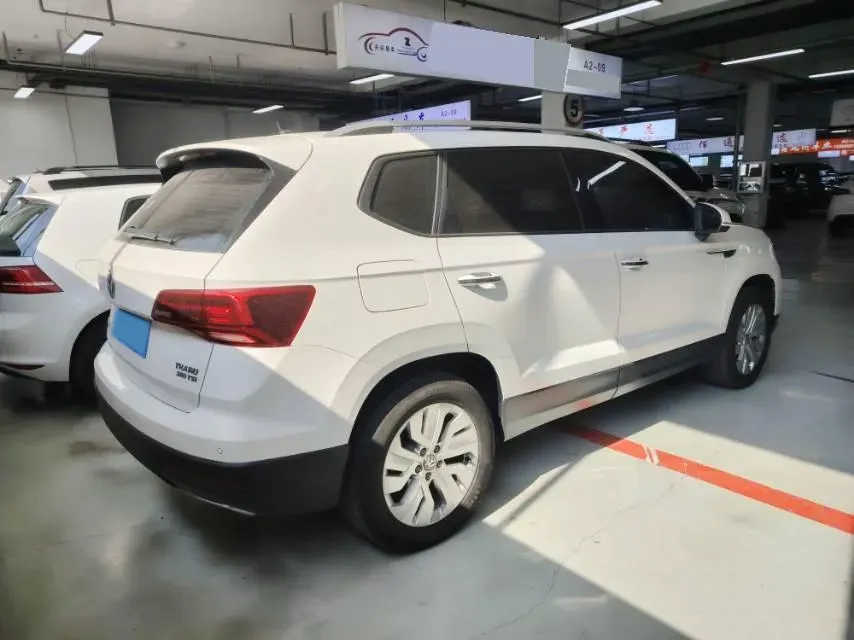 2019 MINI MINI 1.5T 102HP L3 7DCT,autocango,china used car exporter,china ev exporter,chinese used car exporter,chinese used ev exporter