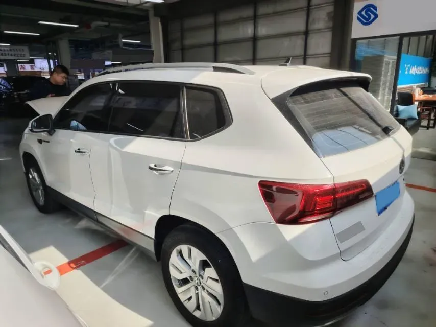 2019 MINI MINI 1.5T 102HP L3 7DCT,autocango,china used car exporter,china ev exporter,chinese used car exporter,chinese used ev exporter
