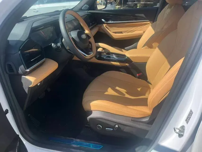 2024 Geely Monjaro 1.5T 163HP L4 3DHT Hybrid,autocango,china used car exporter,china ev exporter,chinese used car exporter,chinese used ev exporter