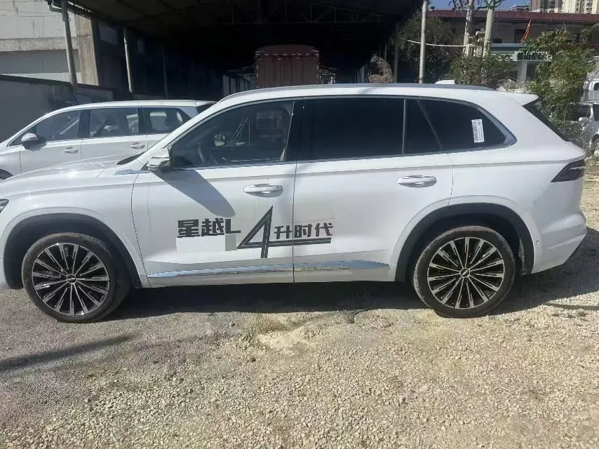 2024 Geely Monjaro 1.5T 163HP L4 3DHT Hybrid,autocango,china used car exporter,china ev exporter,chinese used car exporter,chinese used ev exporter