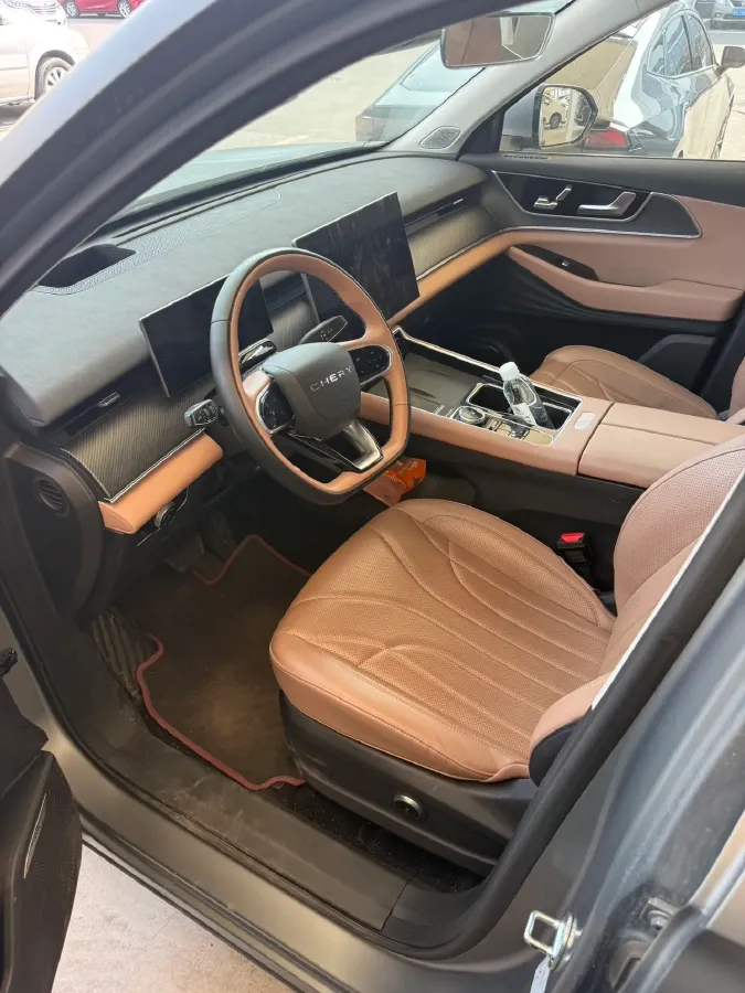 2024 Chery Tiggo8L 2.0T 254HP L4 8AT,autocango,china used car exporter,china ev exporter,chinese used car exporter,chinese used ev exporter