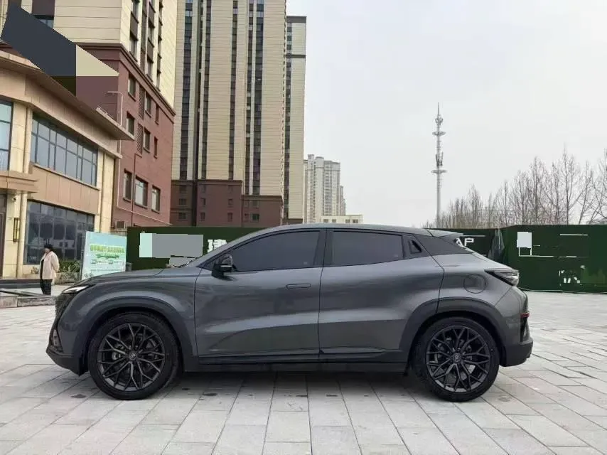 2022 ChangAn UNI-T 2.0T 233HP L4 8AT,autocango,china used car exporter,china ev exporter,chinese used car exporter,chinese used ev exporter