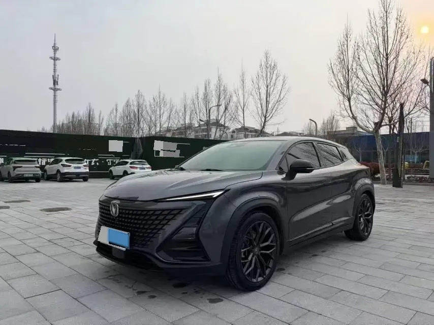 2022 ChangAn UNI-T 2.0T 233HP L4 8AT,autocango,china used car exporter,china ev exporter,chinese used car exporter,chinese used ev exporter