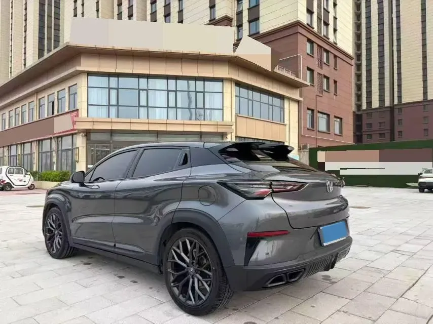 2022 ChangAn UNI-T 2.0T 233HP L4 8AT,autocango,china used car exporter,china ev exporter,chinese used car exporter,chinese used ev exporter