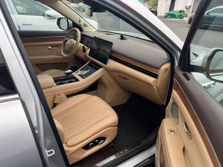 2024 AITO AITO M7 1.5T 152HP L4 REEV 42KWH,autocango,china used car exporter,china ev exporter,chinese used car exporter,chinese used ev exporter