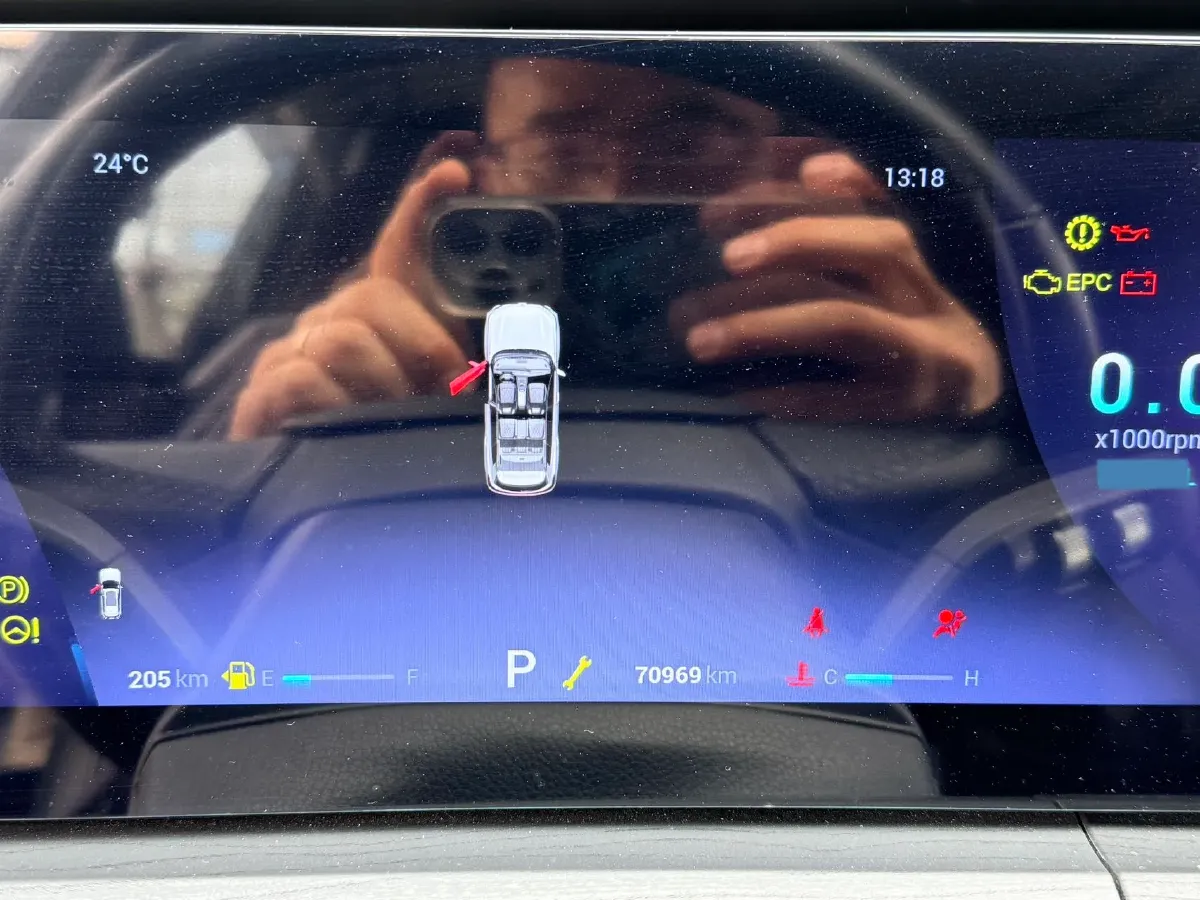 2022 Chery Tiggo 8 PRO 1.6T 197HP L4 7DCT,autocango,china used car exporter,china ev exporter,chinese used car exporter,chinese used ev exporter