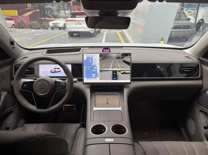 2026 AITO AITO M7 REEV 160HP REEV,autocango,china used car exporter,china ev exporter,chinese used car exporter,chinese used ev exporter