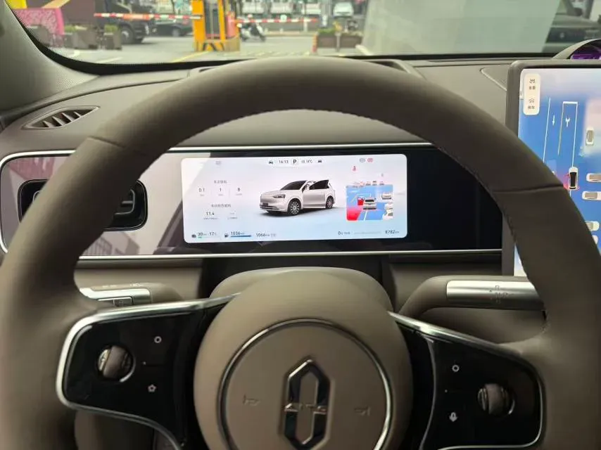 2026 AITO AITO M7 REEV 160HP REEV,autocango,china used car exporter,china ev exporter,chinese used car exporter,chinese used ev exporter