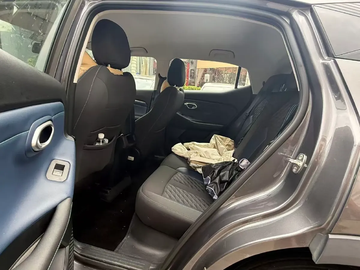 2023 GAC Trumpchi GS3 1.5T 177HP L4 7DCT,autocango,china used car exporter,china ev exporter,chinese used car exporter,chinese used ev exporter