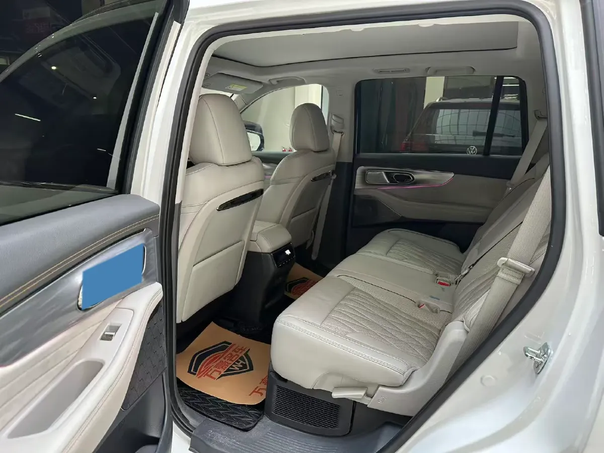 2022 GAC Trumpchi GS8 2.0T 190HP L4 E-CVT Hybrid,autocango,china used car exporter,china ev exporter,chinese used car exporter,chinese used ev exporter