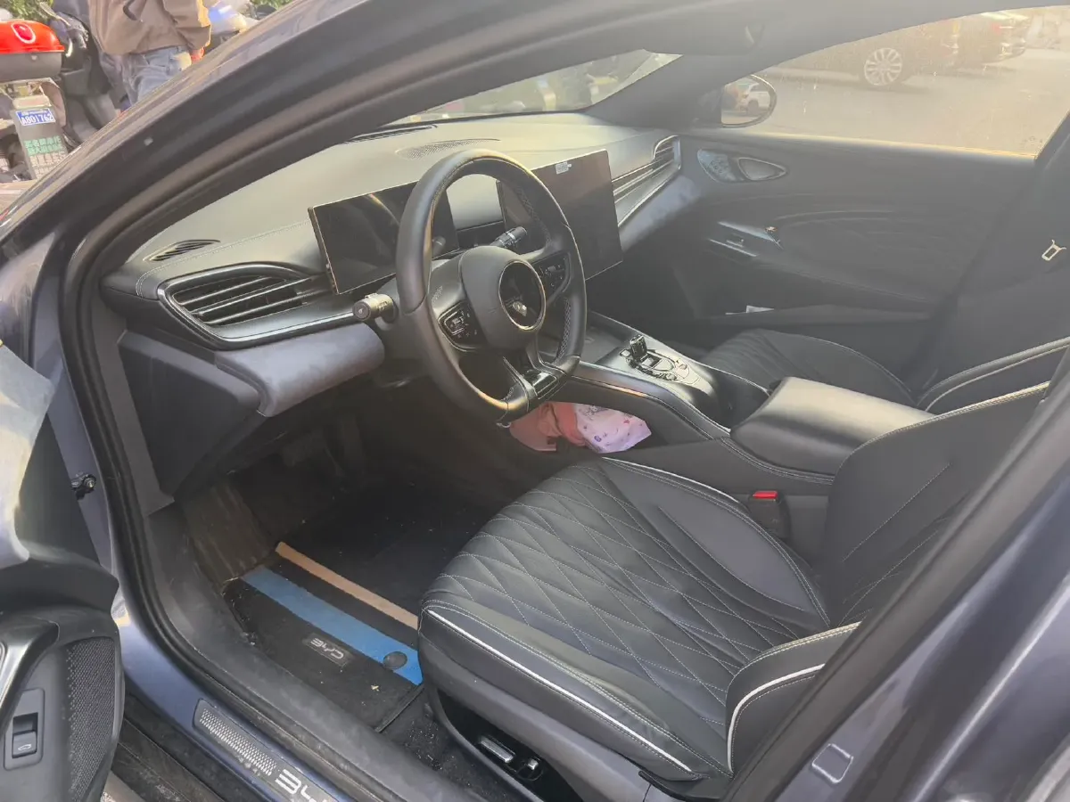 2023 BYD Seal BEV 61.4KWH,autocango,china used car exporter,china ev exporter,chinese used car exporter,chinese used ev exporter