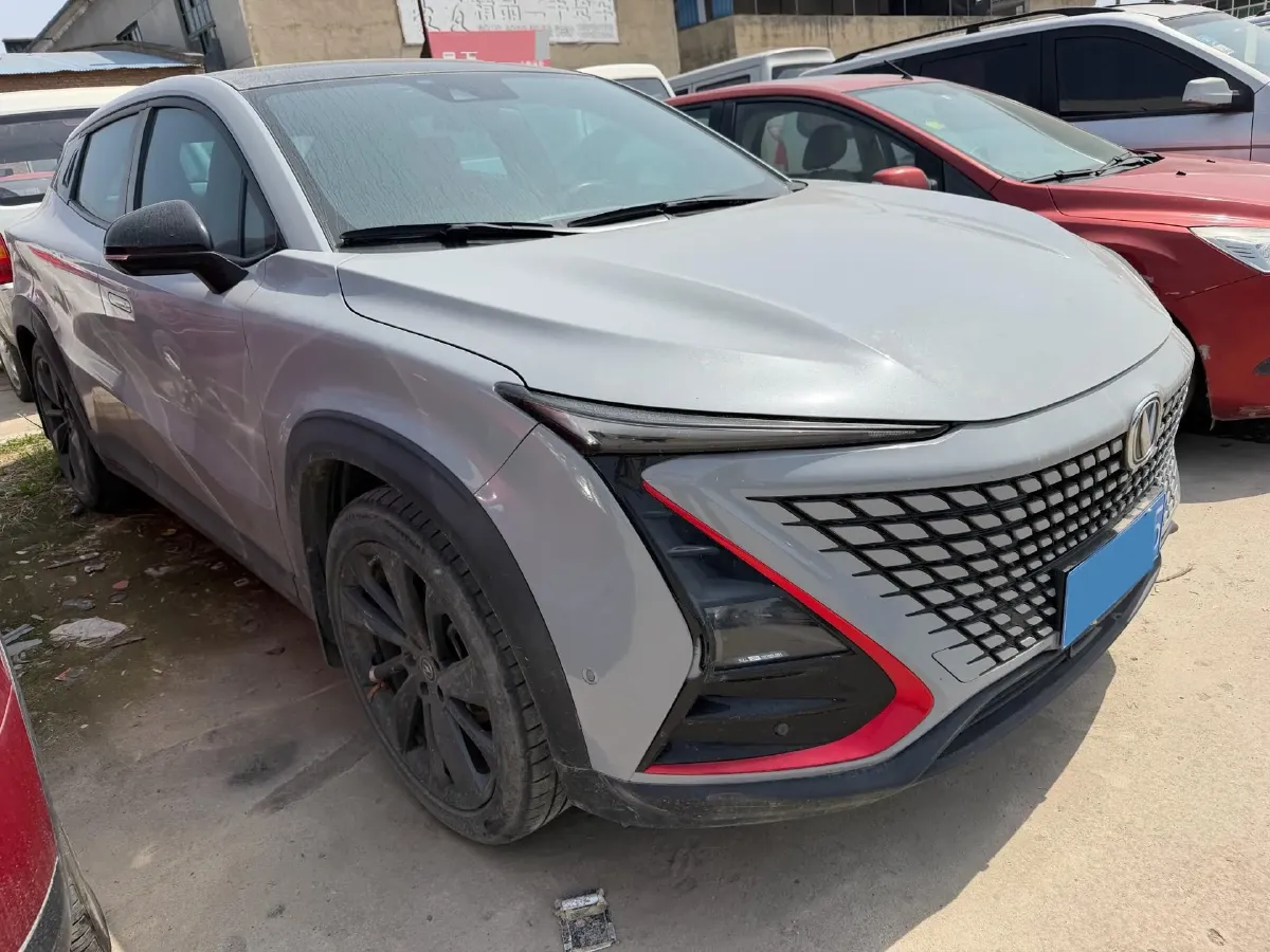 2020 ChangAn UNI-T 1.5T 180HP L4 7DCT,autocango,china used car exporter,china ev exporter,chinese used car exporter,chinese used ev exporter