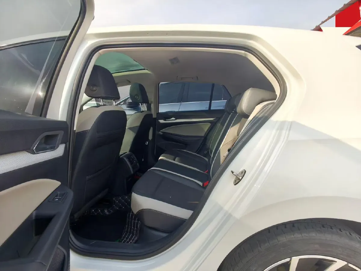 2021 Volkswagen Golf 1.4T 150HP L4 7DCT,autocango,china used car exporter,china ev exporter,chinese used car exporter,chinese used ev exporter