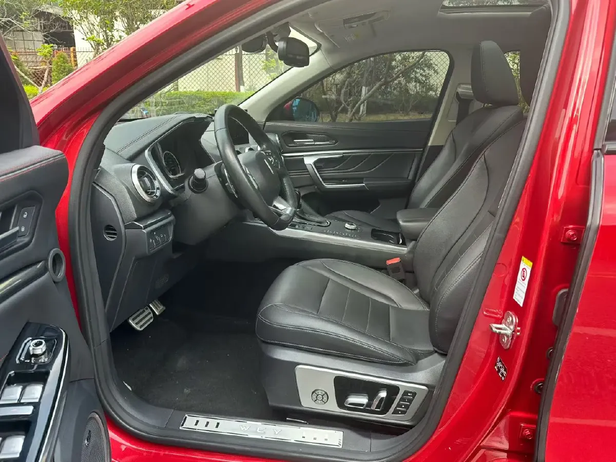 2017 WEY VV5 2.0T 197HP L4 7DCT,autocango,china used car exporter,china ev exporter,chinese used car exporter,chinese used ev exporter